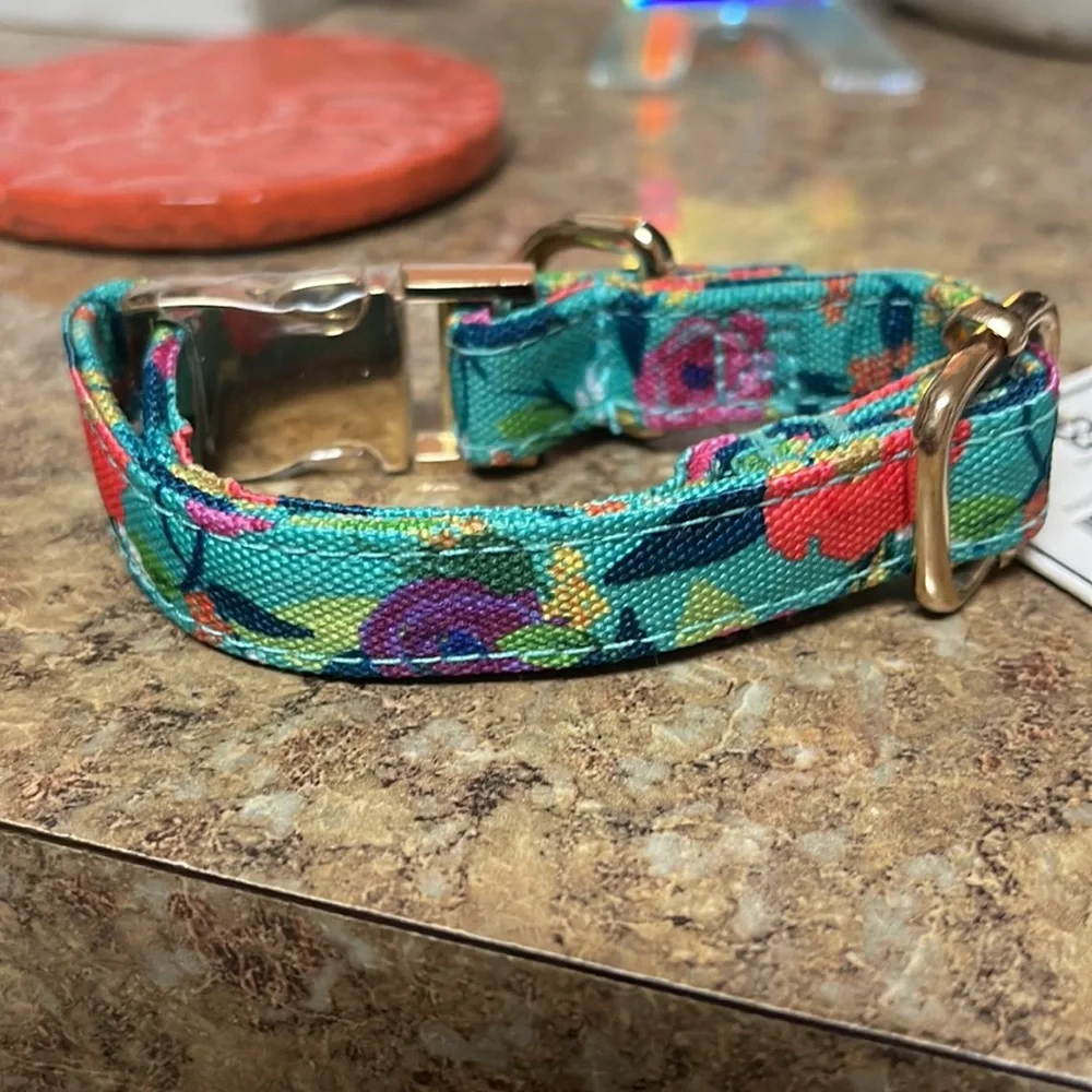 Mary Square Nantucket Dog Collar